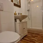度假居 Domcek 22 *