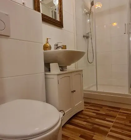Nyaraló Domcek 22 *